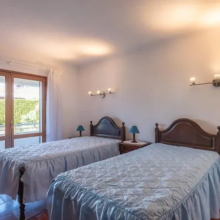 فيلة Savannah - Close To Fisherman البوفيرا